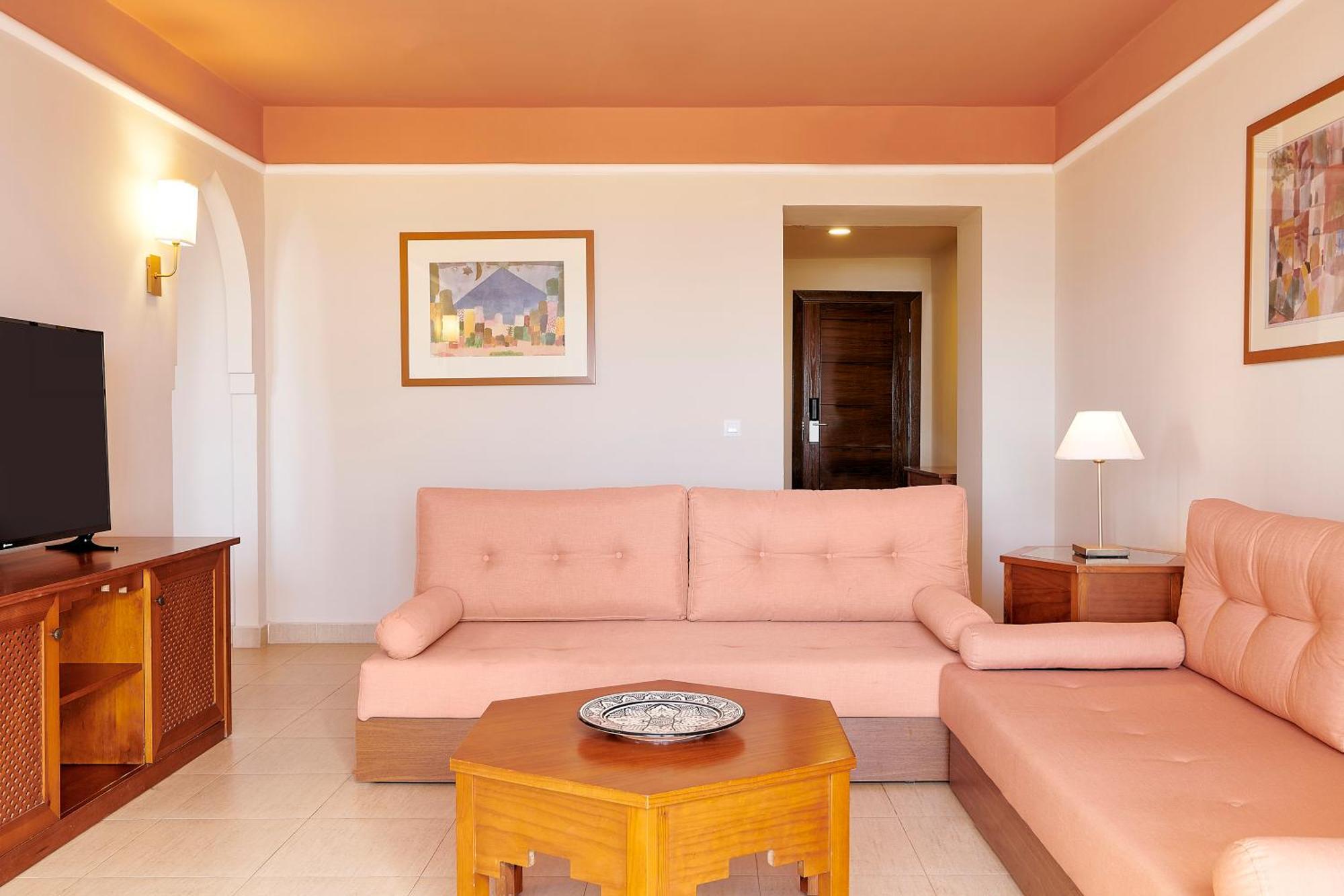 Hotel Iberostar Saïdia Exterior foto Living room