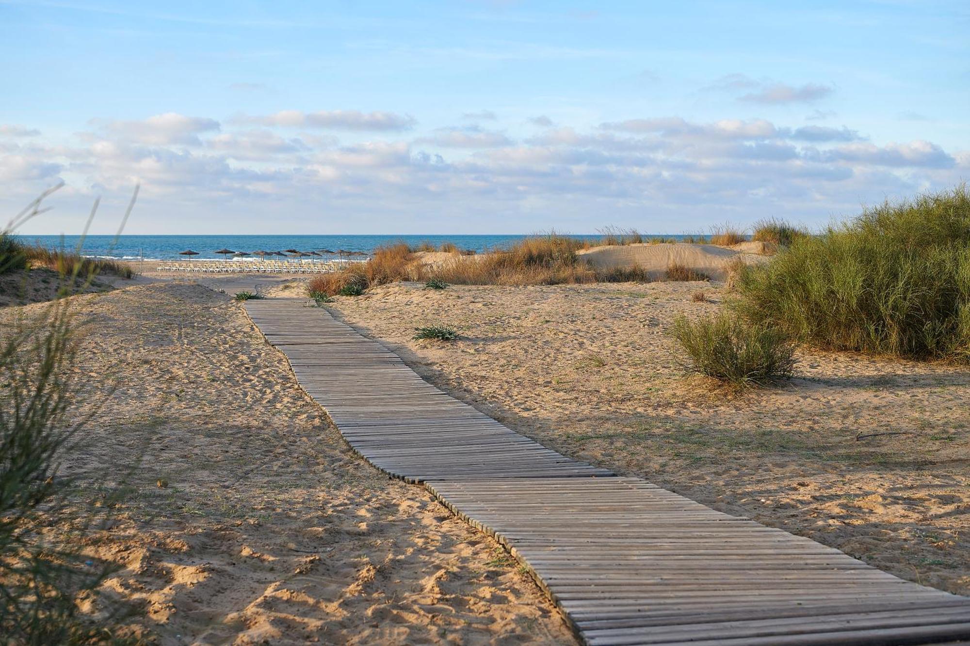 Hotel Iberostar Saïdia Exterior foto The beach of the town