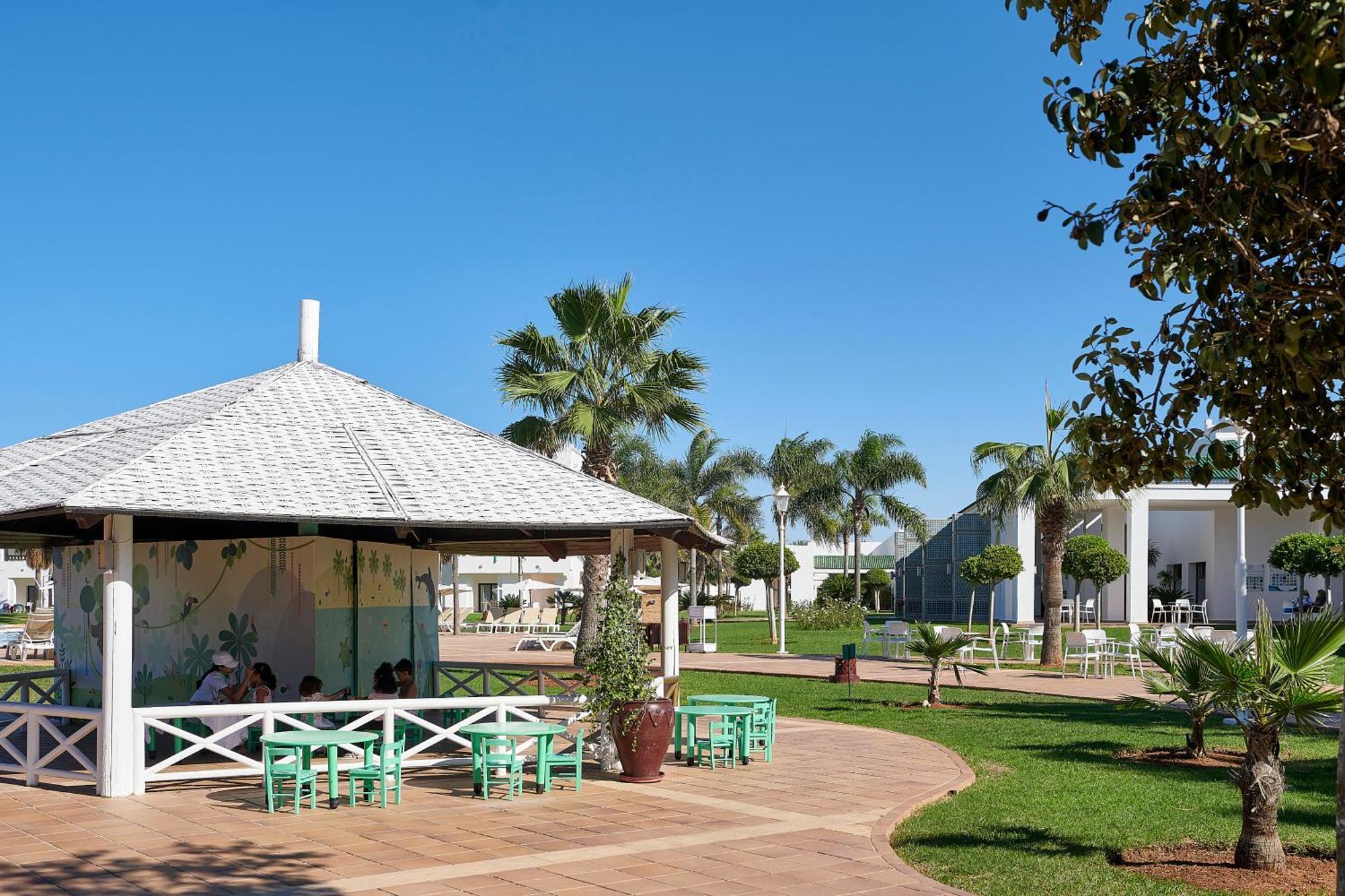 Hotel Iberostar Saïdia Exterior foto The campus of the University of Djerba