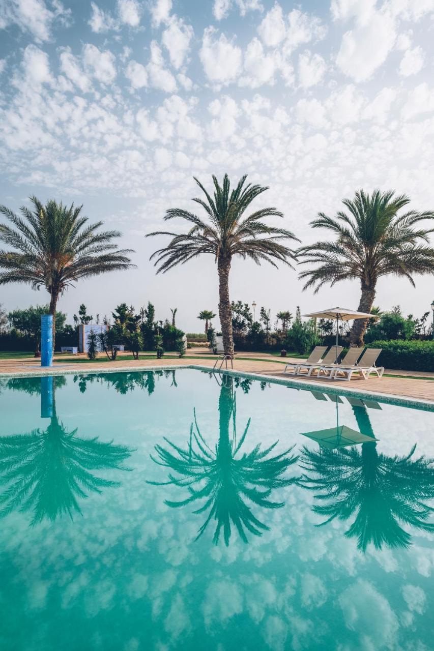 Hotel Iberostar Saïdia Exterior foto A swimming pool in Morocco